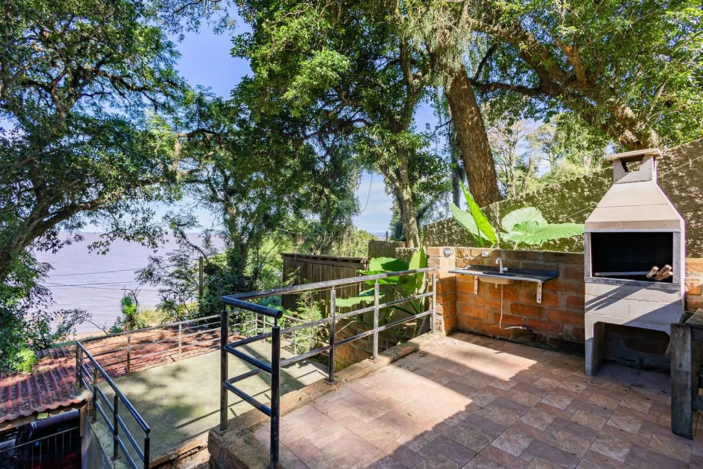 Imagem Casa em Belém Novo