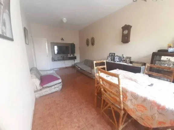 Imagem Casa com 4 Quartos e 2 banheiros à Venda, 400 m²