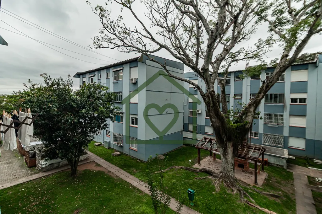 Imagem Heras vende excelente apartamento: 
 
- 3 dormitórios 
- Cozinha com copa 
- Área de serviço inde...