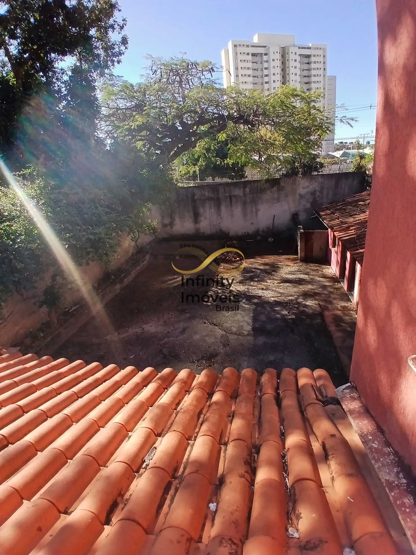 Imagem Casa à venda no bairro Serrano - Belo Horizonte/MG