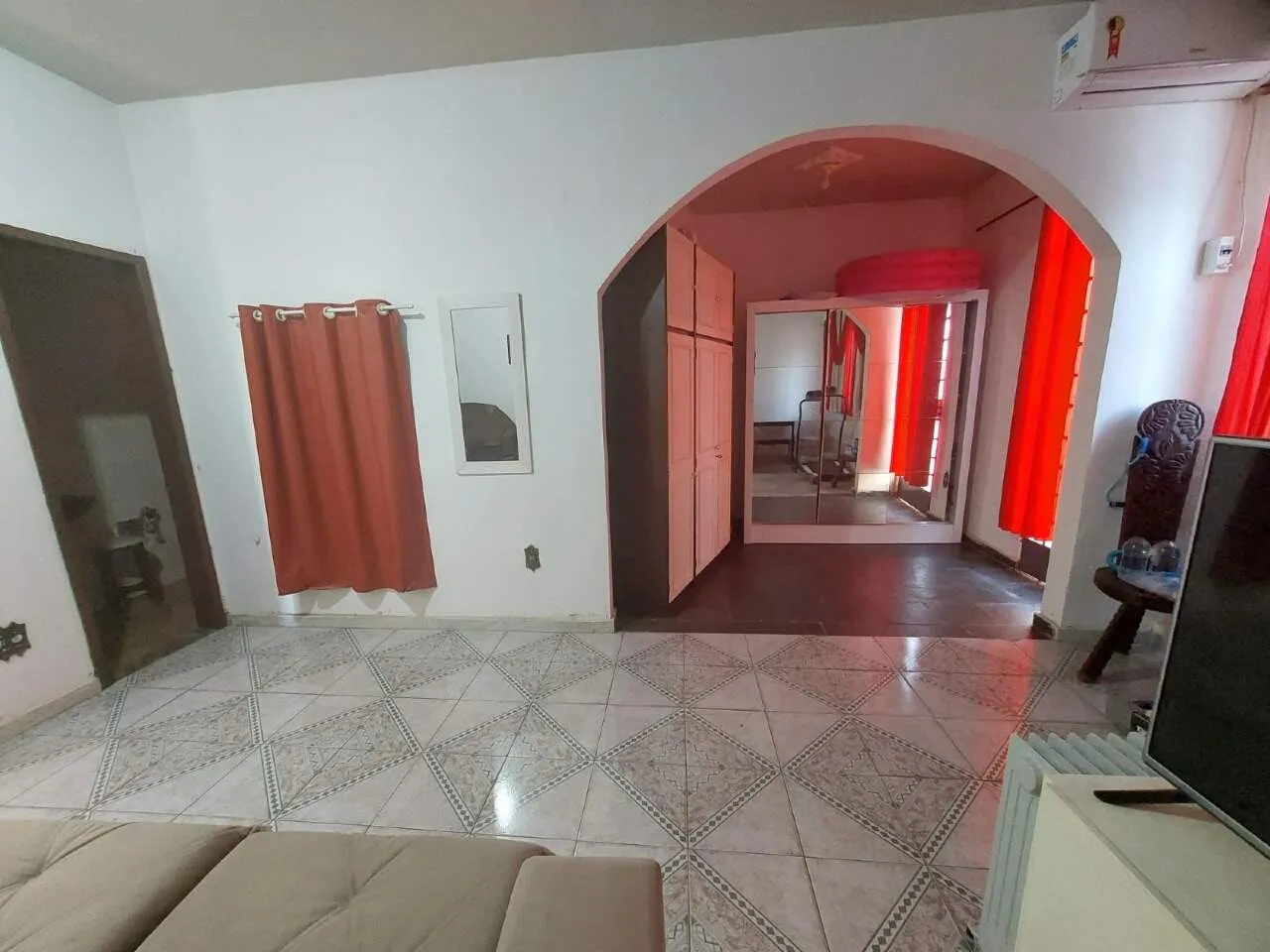 Foto do imóvel 4 VAGAS+ 5 QUARTOS +3 SUÍTES + 4 SALAS+ RESIDENCIAL OU COMERCIAL