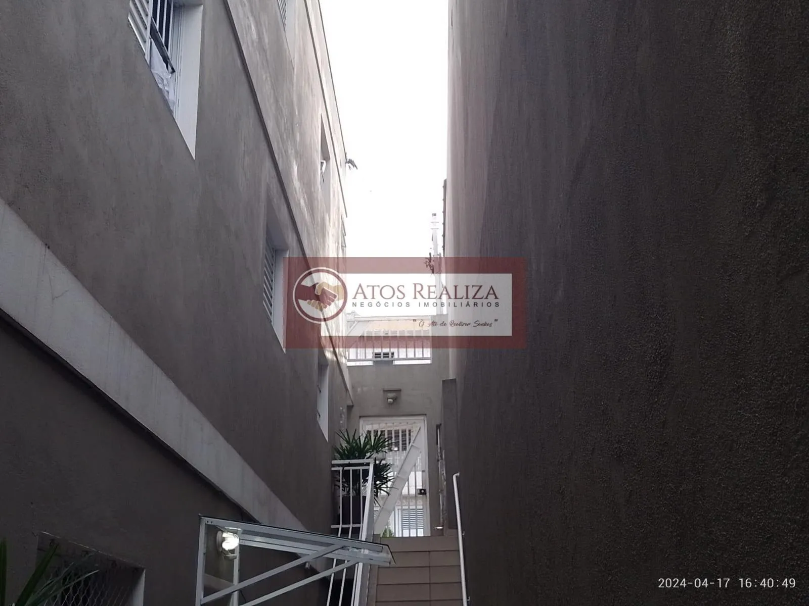 Imagem Venda de Prédio com 10 casas de aluguéis em Jardim Progresso - SP