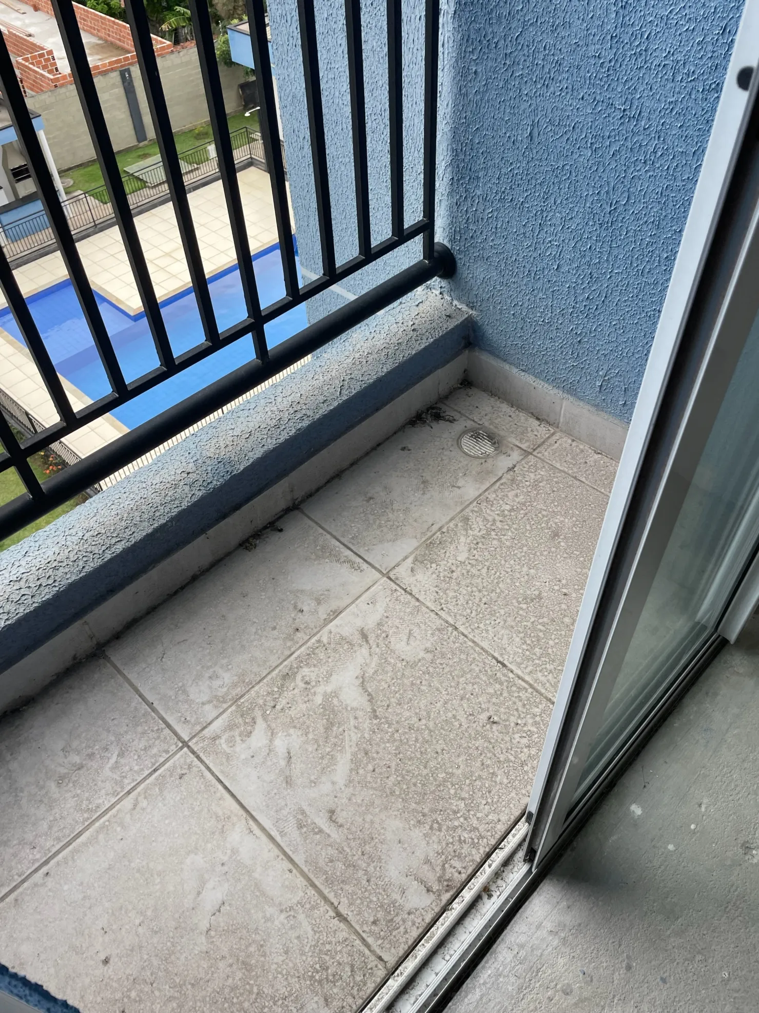 Imagem Apartamento à venda dois dormitórios com sacada e vista para a Serra, Feital, Pindamonhangaba, SP
