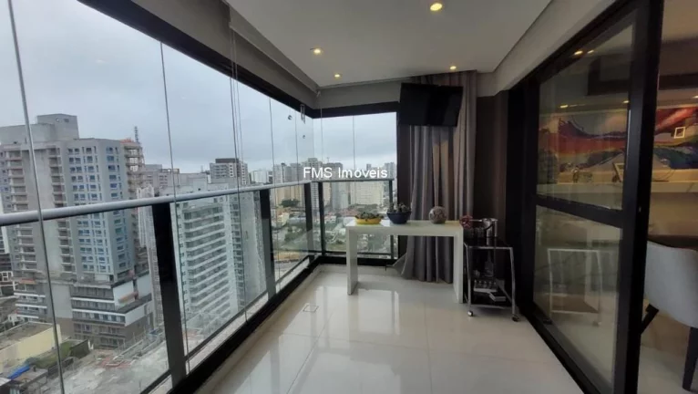 Imagem Imóvel de alto padrão no Brooklin, São Paulo-SP: Apartamento 3 suítes, 2 salas, 5 banheiros, 3 vagas. Venha conhecer!