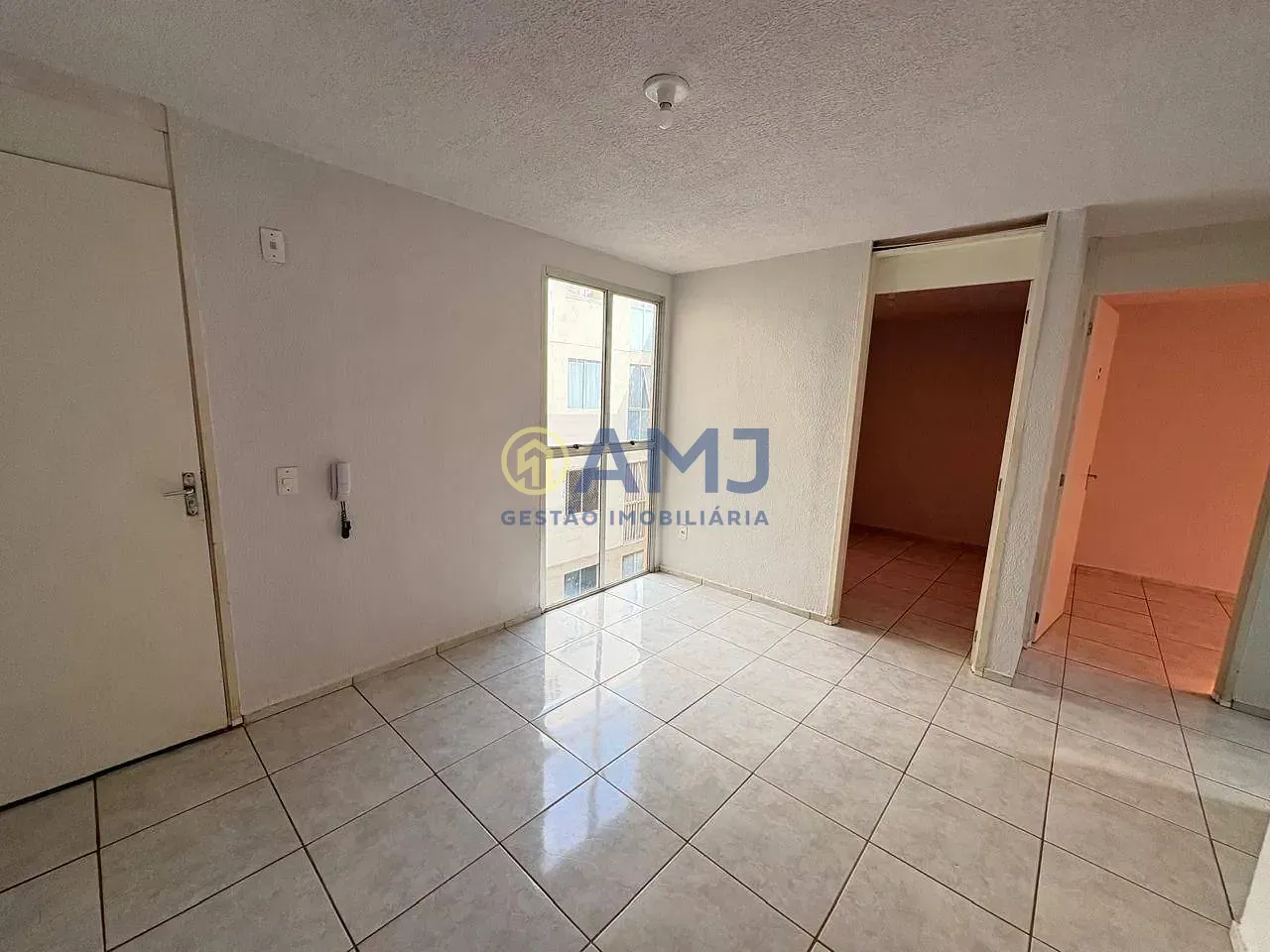 Imagem APARTAMENTO À VENDA NO CONJUNTO VERA CRUZ - GOIÂNIA