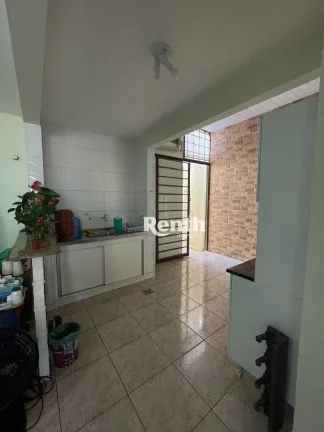 Imagem Casa com 3 dormitórios à venda, 165 m² por R$ 580.000,00 - Bela Vista - Rio Claro/SP