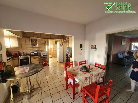 Imagem Apartamento Amplo, ventilado e bem localizado no Bairro de Fátima.