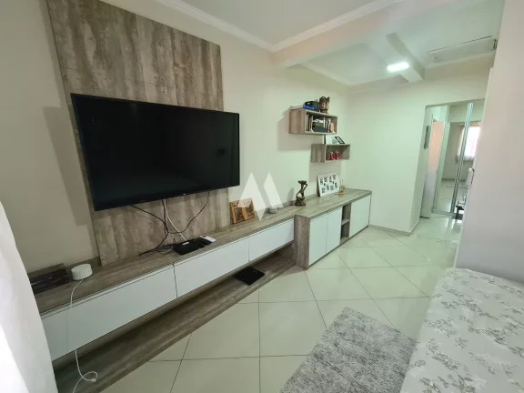 Imagem Casa Triplex no Marapé! Com 115m² e 3 quartos, sendo 1 suítes master com closet e 2 vagas!