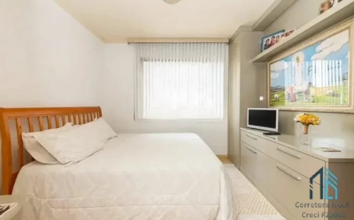 Imagem Apartamento ensolarado (permuta), 03 quartos c/suíte, 02 vagas, Semi mobiliado no Ahú em Curitiba PR