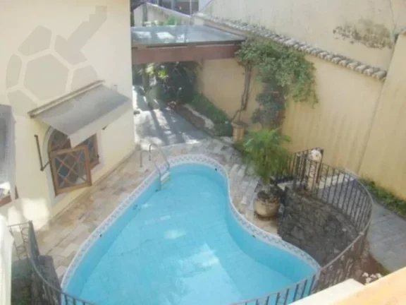 Imagem MAGNÍFICA RESIDÊNCIA * 5 SUÍTES * 5 GARAGENS * RUA TRANQUILA * SUPER SEGURA