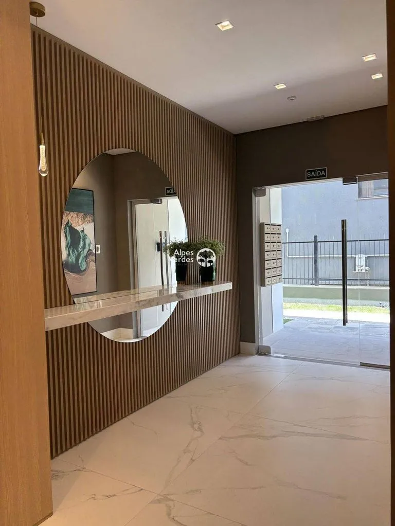 Imagem Vende-se Apartamento no centro de Gramado, com 3 quartos