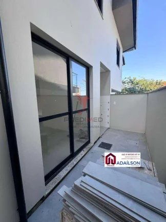 Imagem SOBRADO À VENDA EM SÃO JOSÉ SC, BAIRRO FORQUILHAS COM 3 QUARTOS 1 SUITE