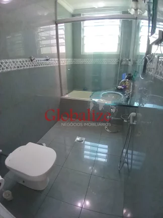 Imagem Apartamento a venda com 3 quartos, dependência, vista lateral para o mar no bairro Pompéia em Santos por R$850.000,00
