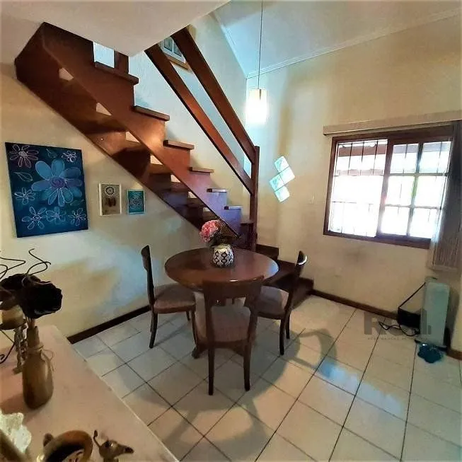 Imagem Casa 3 dormitorios 2 garagens no Bairro Hípica em Porto Alegre RS