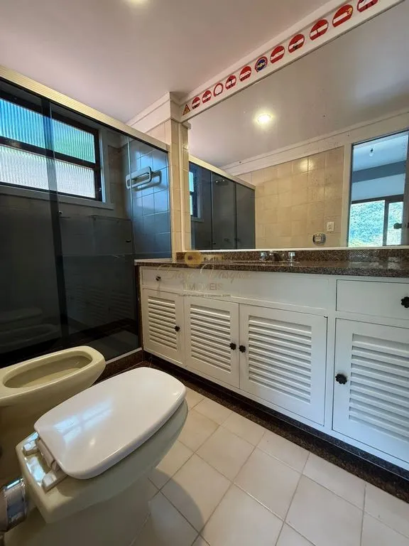 Imagem Casa em Condomínio para Venda em Teresópolis / RJ no bairro Granja Guarani