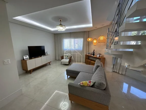 Imagem Luxuosa Casa à Venda no Condomínio Resort Boulevard Lagoa – Serra, ES
