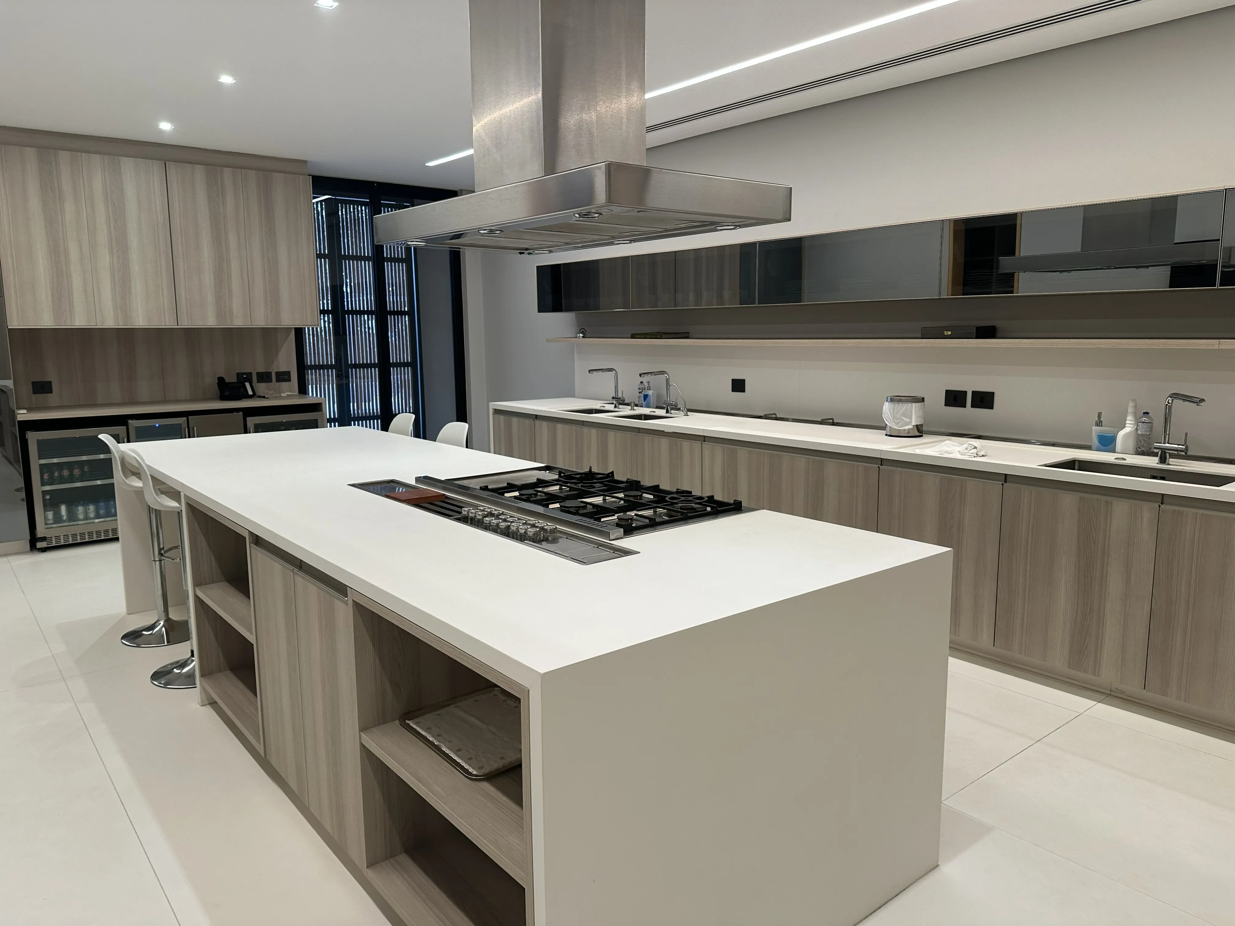 Imagem Casa de altíssimo padrão à venda na Fazenda Boa Vista, Porto Feliz, com 10 suítes, 2.600 m², cinema, piscina, beach tennis e projeto de Felipe Caboclo