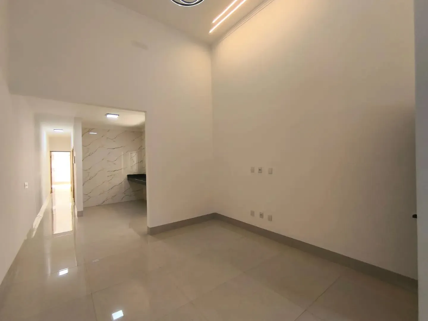 Imagem Casa 2/4 Com Suite Alto Padrao No Campos Dourado