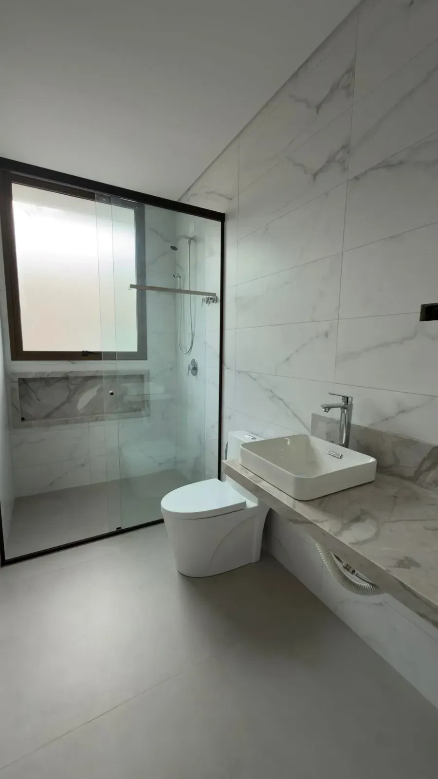 Imagem Casa de Condomínio com 3 Quartos à Venda, 290 m² em São Braz - Curitiba