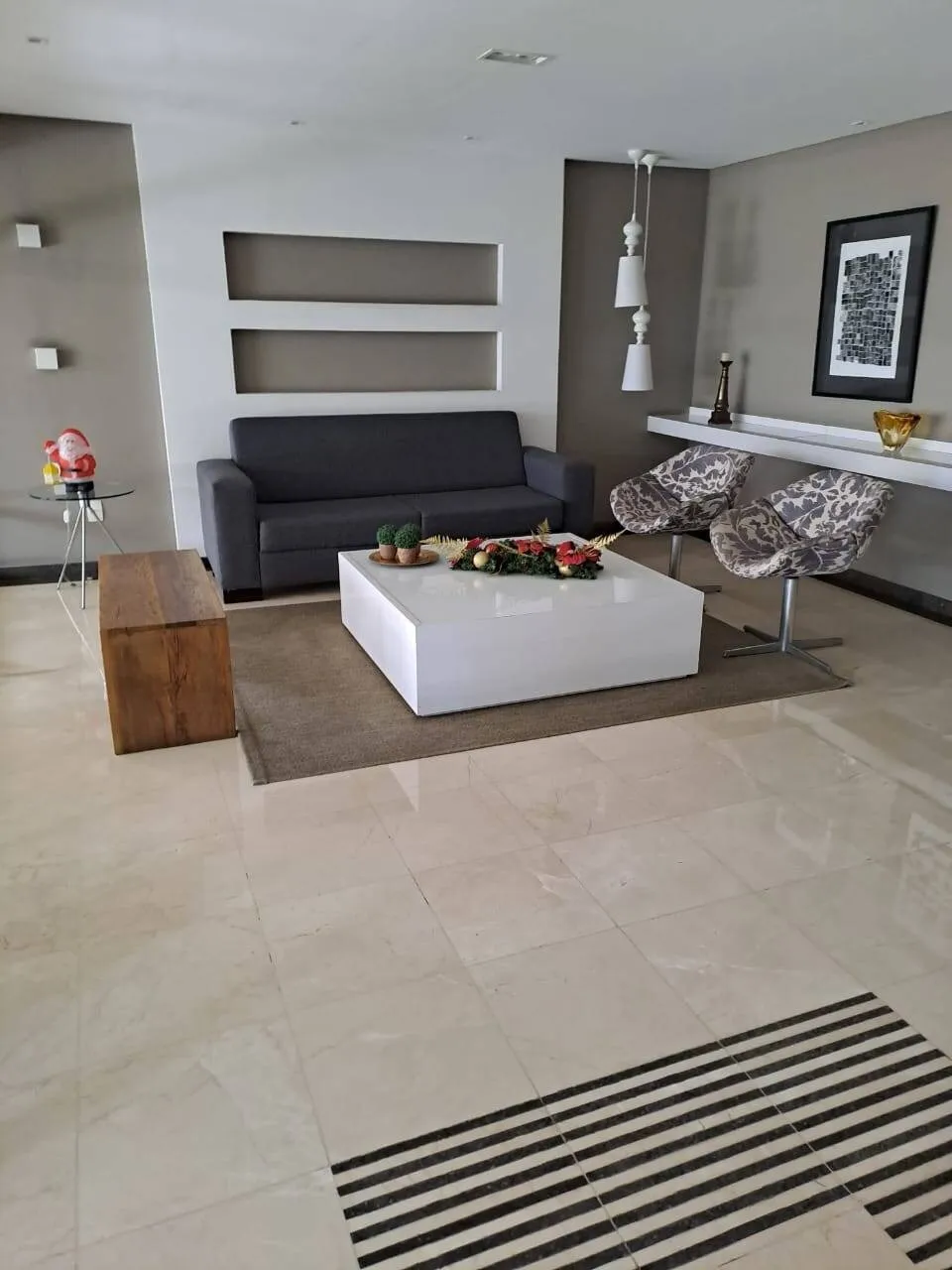 Imagem Apartamento Mobiliado de 160m² com 2 Suítes, Escritório e 3 Vagas Cobertas na Alameda Cauaxi