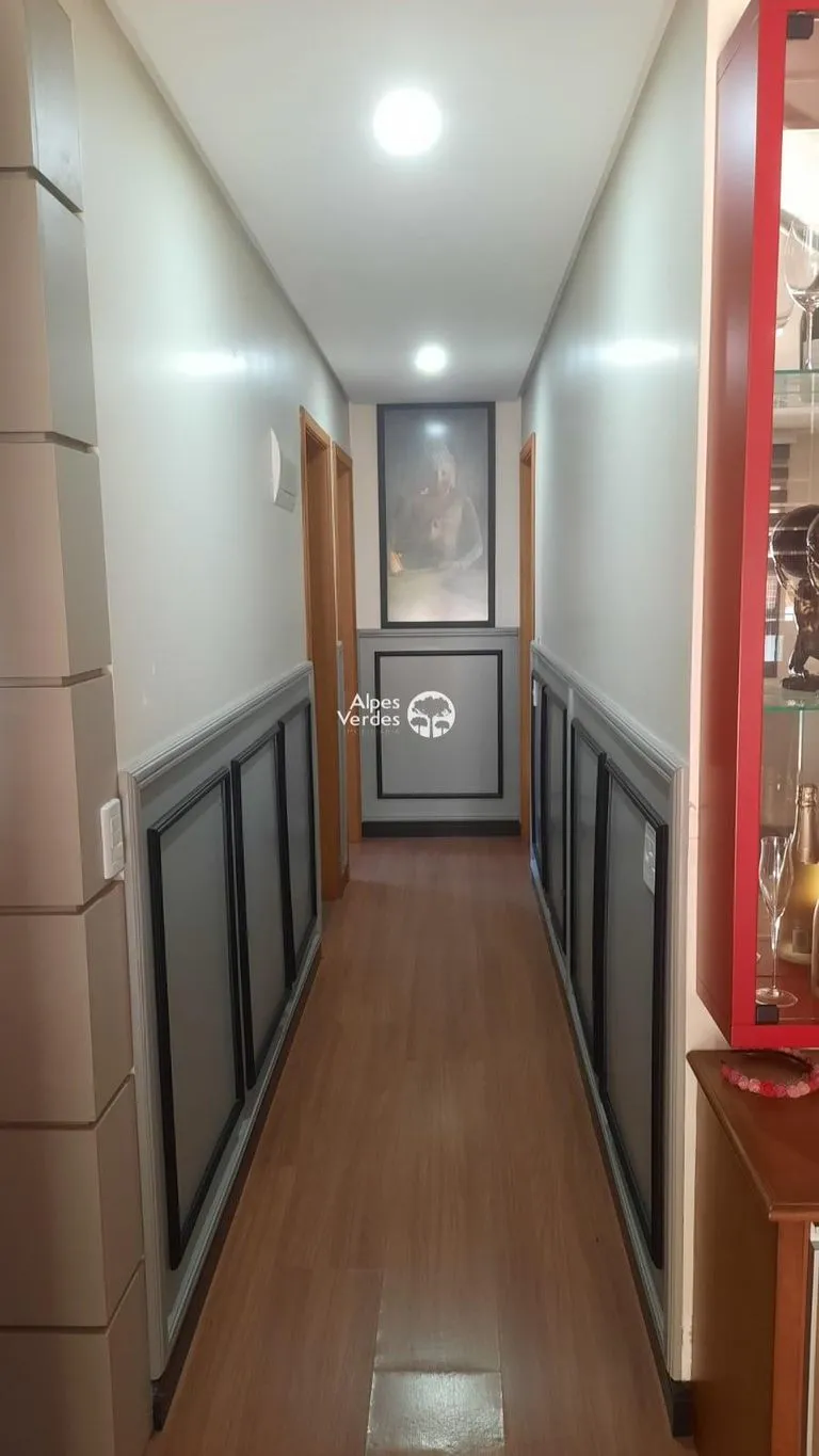 Imagem Vende-se casa em Gramado no bairro Carniel a 8 minutos da Rua Coberta