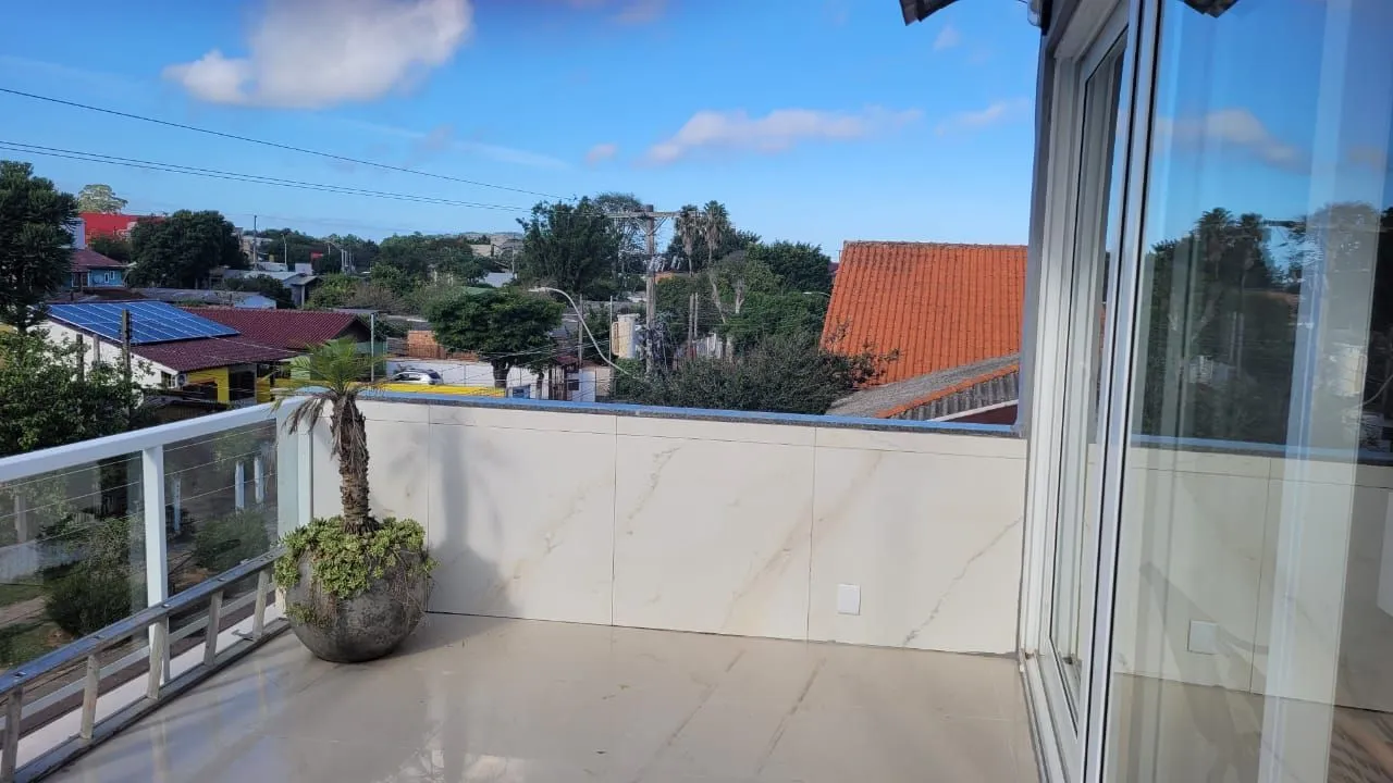 Imagem Sobrado de Alto Padrão na Vila Nova - 3 Dormitórios e 170 m² de Conforto e Estilo!