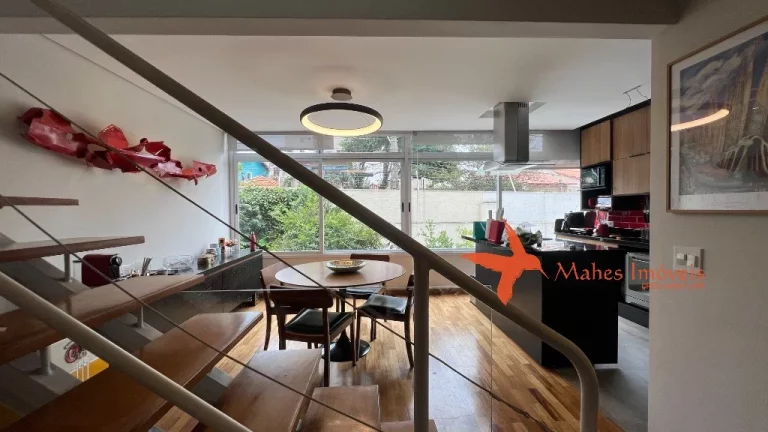 Imagem Casa em Condomínio na Vila Romana - 3 quartos, 1 suíte, 2 salas, 4 banheiros, 2 vagas - São Paulo-SP