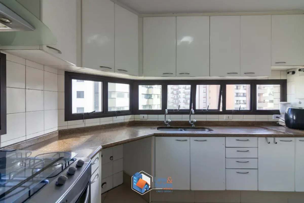 Imagem Apartamento para venda em Vila Andrade com 3 quartos, sendo 3 suítes, 184m²