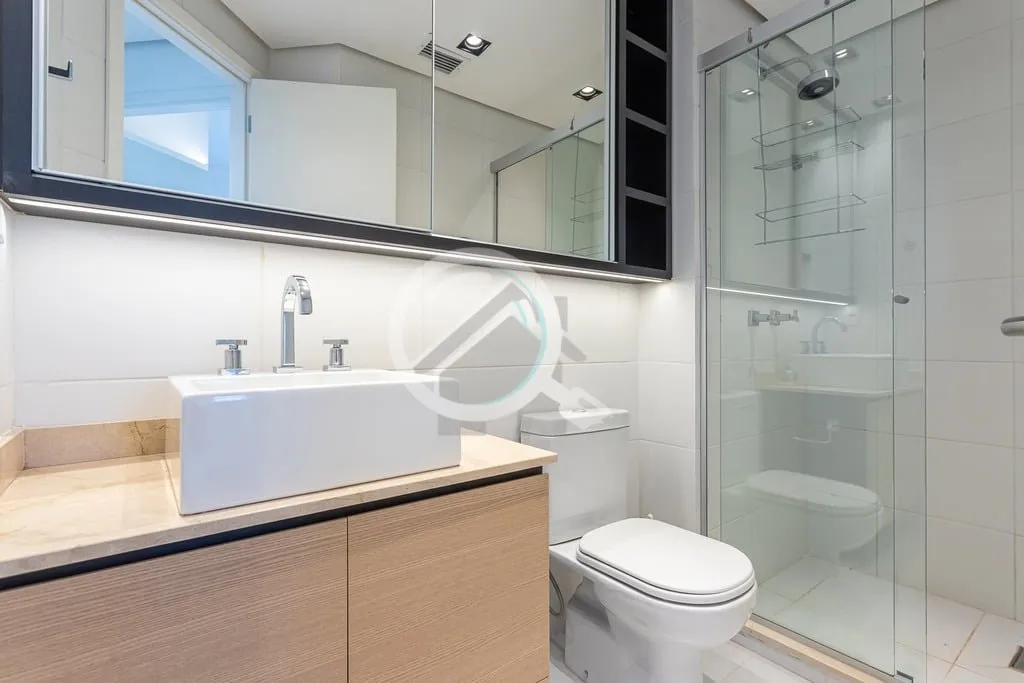Imagem Apartamento de 2 dormitórios de 71 m² mobiliado e decorado em alto padrão. Suíte, banheiro socia...