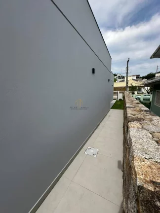 Imagem OPORTUNIDADE Casa NOVA com 3 dormitórios na Pedra Branca