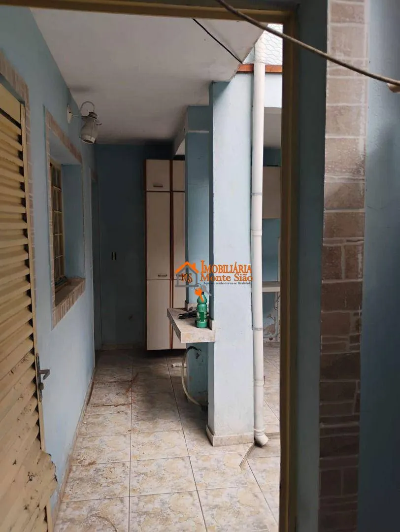 Imagem Sobrado com 4 dormitórios à venda, 196 m² por R$ 950.000,00 - Jardim Las Vegas - Guarulhos/SP