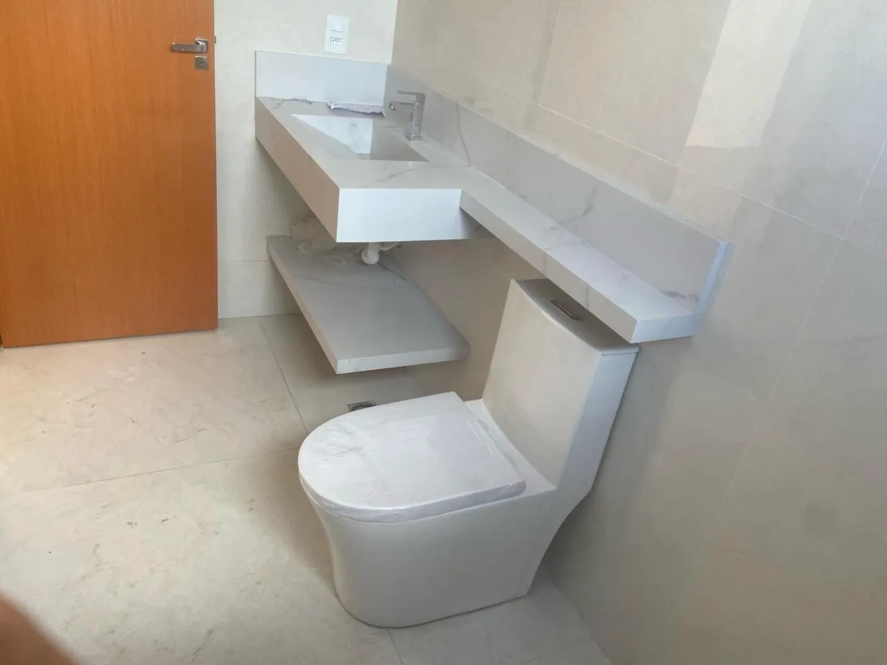 Imagem Casa à venda 3 Quartos, 1 Suite, 2 Vagas, Morada dos Nobres, Taubaté - SP | Recanto Tropical
