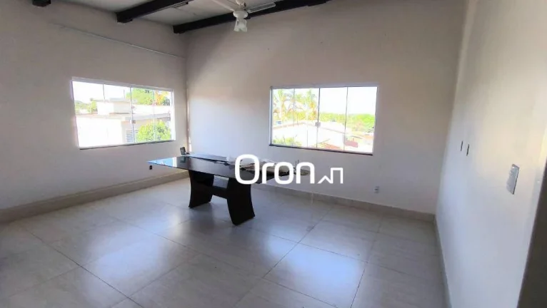 Imagem Sobrado à venda, 447 m² por R$ 1.650.000,00 - Setor Jaó - Goiânia/GO