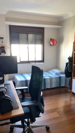 Imagem Imperdível oportunidade de adquirir um luxuoso apartamento de 3 quartos no Real Parque, São Paulo-SP!