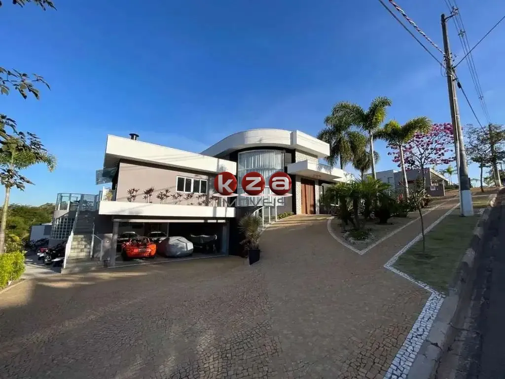 Imagem Casa de alto padrão a venda e locação, com 3 suites no Condomínio Residencial Villa Lombarda em Valinhos-SP