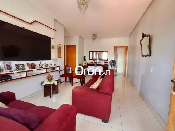 Imagem Sobrado à venda, 232 m² por R$ 899.000,00 - Setor Perim - Goiânia/GO