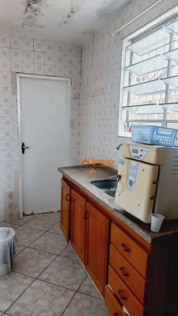 Imagem Sobrado com 5 dormitórios à venda, 146 m² por R$ 1.170.000,00 - Vila Galvão - Guarulhos/SP