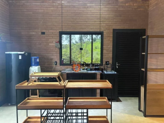 Imagem Chácara com 2 suítes à venda, 1500 m² por R$ 1.100.000 - Joanópolis - Joanópolis/SP
