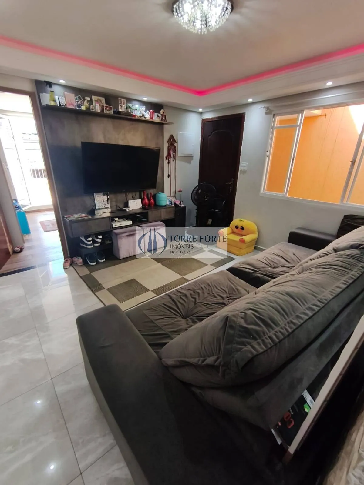 Imagem Oportunidade única Duas casas com entrada separadas