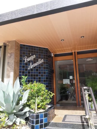 Imagem Apartamento composto de 2 Quartos (1Suíte) Sala de jantar e Estar uma Varandas Cozinha Área de Serviço 1 Vaga de Garagem.