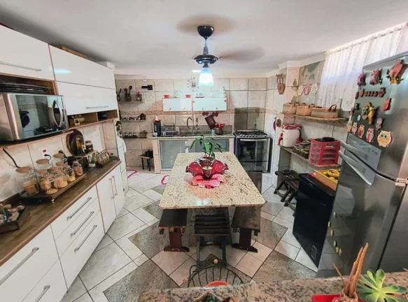 Imagem Casa à venda, 2 suítes, área de lazer com piscina Bauru/SP