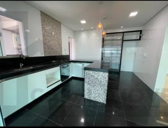 Imagem CASAL IMÓVEIS VENDE Edifício Torre Triunfo - 3 Suítes 178m2 3 Vagas Andar alto Apto a Financiar