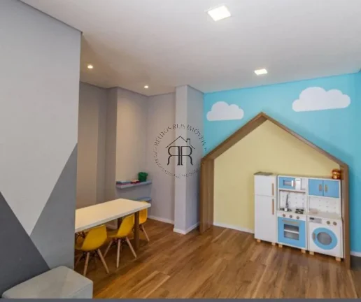 Imagem Este aconchegante apartamento, com excelente iluminação natural e ventilação, cozinha com armár...
