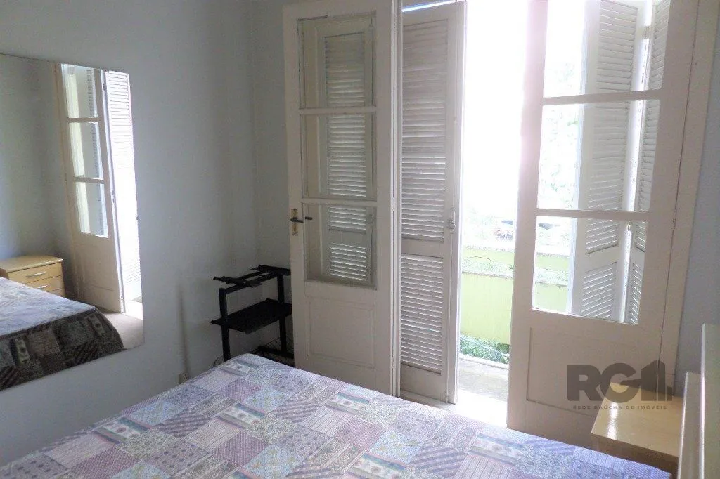Imagem Apartamento no bairro Rio Branco de 2 dormitórios desocupado