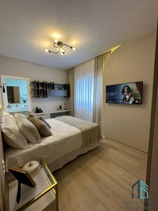 Imagem Apartamento Mobiliado, 04 suítes, 03 vagas, Meia Praia quadra Mar em Itapema SC