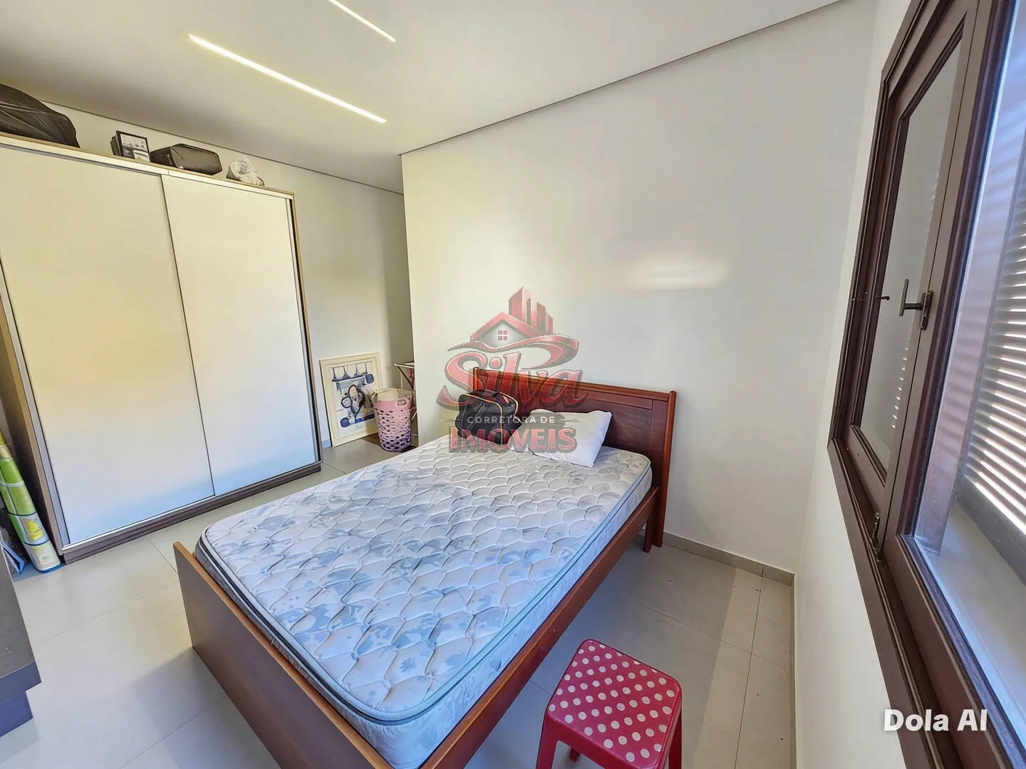 Imagem C100 | Casa 4 dormitórios à venda a 400m do mar em Imbé