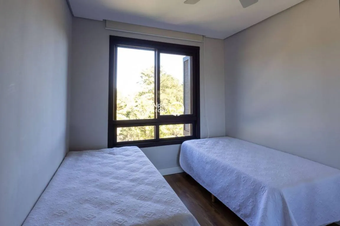 Imagem Vende-se Apartamento em Gramado, Parque das Orquídeas, com 2 quartos