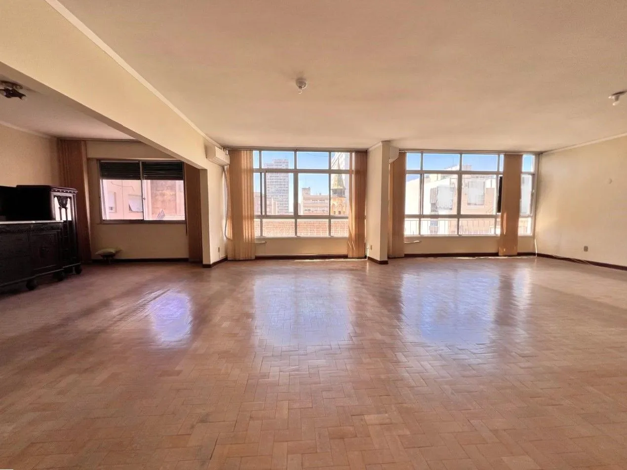 Imagem Apartamento 3 dormitórios com vaga em frente a Santa Casa