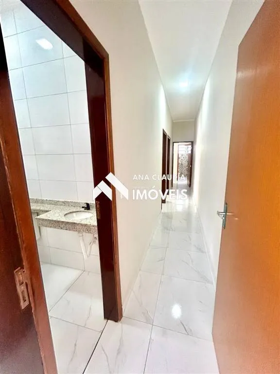 Imagem Casa na cidade de mongaguá lado praia