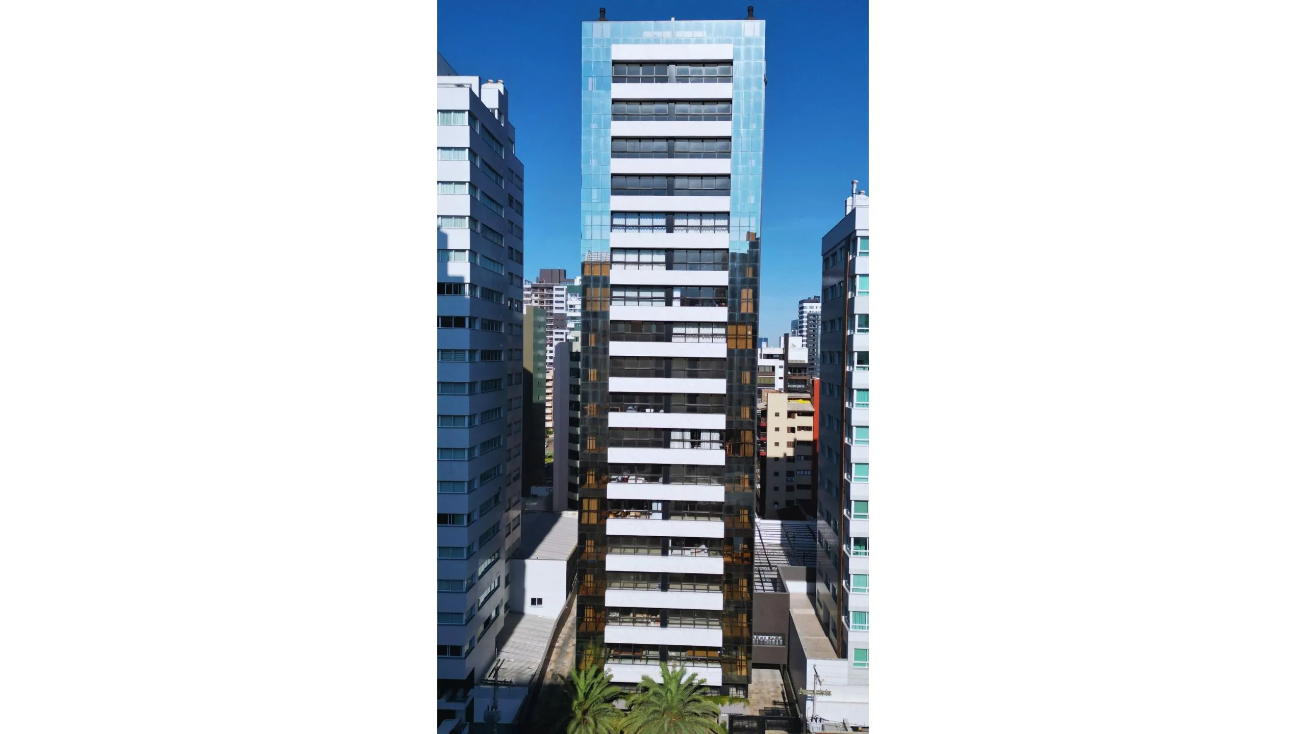 Foto do imóvel Apartamento à venda em Torres, Centro, com 2 quartos, 87m2